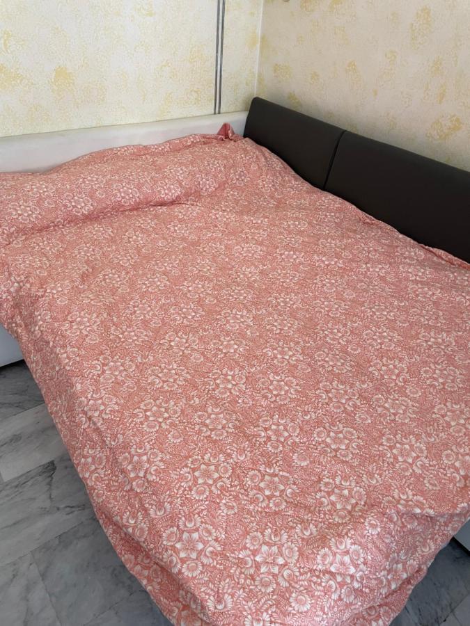 Impeccable Bnb In Milan Next To M1 Metro 10 Mins Away From Duomo Wi-Fi Feel Like Home Eksteriør bilde