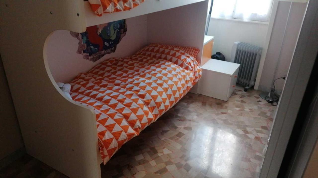 Impeccable Bnb In Milan Next To M1 Metro 10 Mins Away From Duomo Wi-Fi Feel Like Home Eksteriør bilde